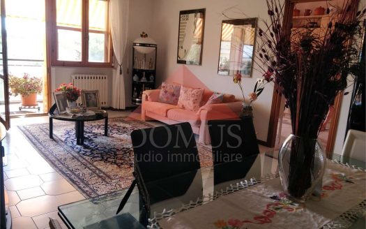 Appartamento in zona Montemazzano