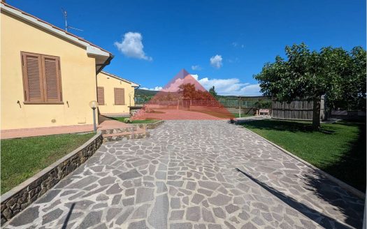 Villa in campagna a Piombino