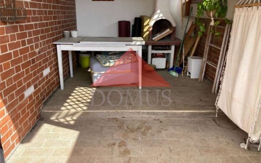 Appartamento a Salivoli con terrazza pranzabile
