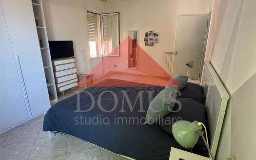 Appartamento a Salivoli con terrazza pranzabile
