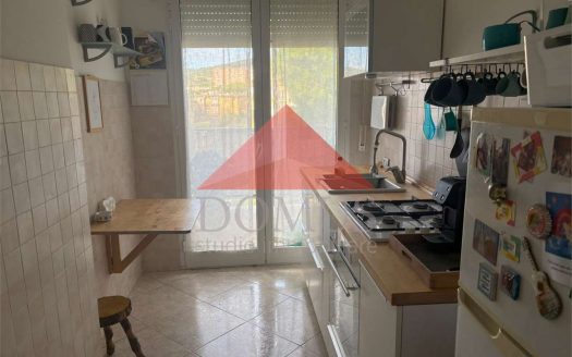 Appartamento a Salivoli con terrazza pranzabile