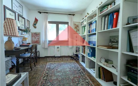 Villetta a schiera con terrazza e giardino