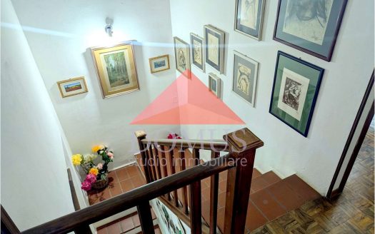 Villetta a schiera con terrazza e giardino