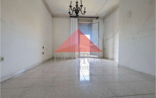 Appartamento a Salivoli con parziale vista mare