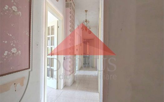 Appartamento a Salivoli con parziale vista mare