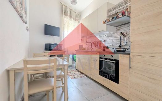 Quadrilocale in pieno centro primo piano con terrazza pranzabile