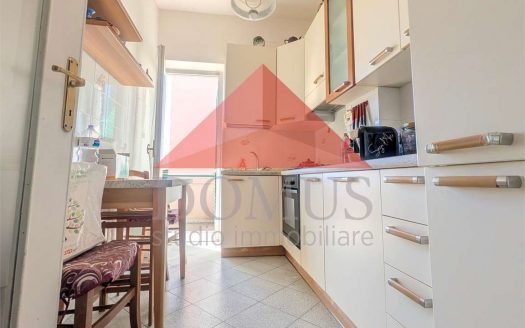 Quadrilocale, due terrazzi al quarto piano con ascensore