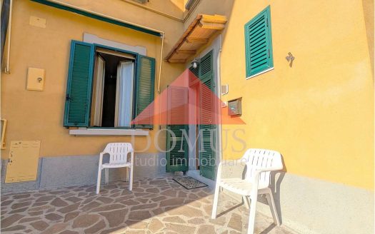 Trilocale piano terra con posto auto in pieno centro