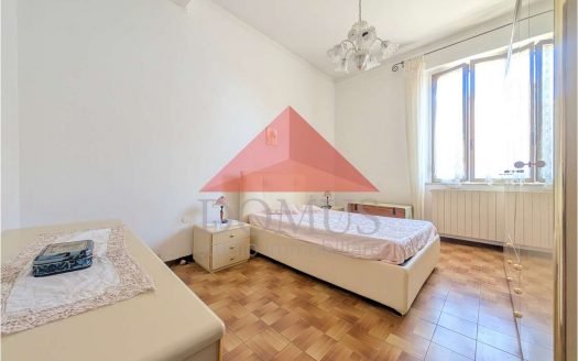 Trilocale piano terra con posto auto in pieno centro