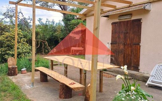 Terreno con annesso in località Fabbricciane a due minuti dalla spiaggia di Baratti