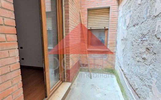 Luminoso trilocale primo piano con ascensore zona nuova