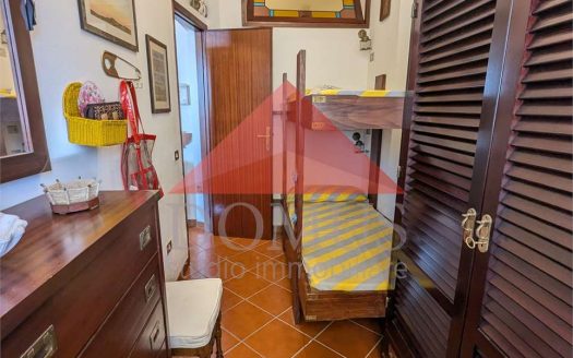 Suggestivo Bilocale con resede privato sul mare con posto auto