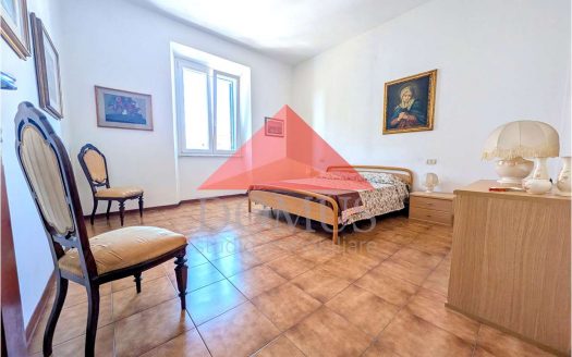 Ampio quadrilocale al secondo piano in zona nuova