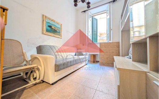 Trilocale al piano terreno in pieno centro